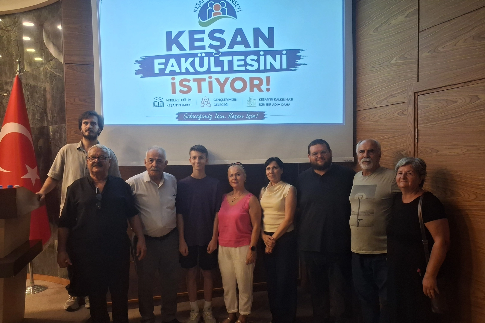 Keşan'da &uuml;niversite, yurt, engelsiz yaşam ve deprem hazırlığı g&uuml;ndemde