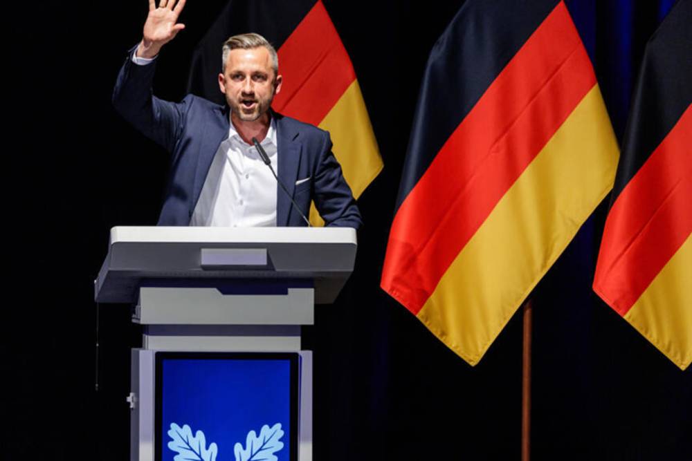 Almanya'da Saksonya-Anhalt se&ccedil;imlerinde sağcı AfD y&uuml;zde 44,5 ile birinci oldu