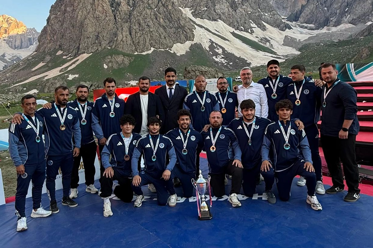 Kırkpınar&rsquo;dan Balkanlara Kağıtspor fırtınası