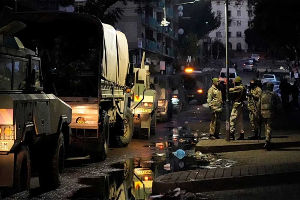 G&uuml;ney Afrika&rsquo;da g&ouml;&ccedil;men karşıtı olaylarda ordu sokağa indi