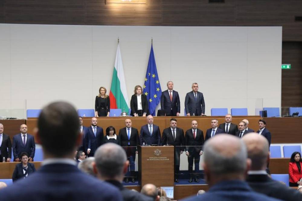 Bulgaristan'ın en b&uuml;y&uuml;k siyasi partisi h&uuml;k&uuml;metten yetki alamadı, erken se&ccedil;imler yaklaşıyor