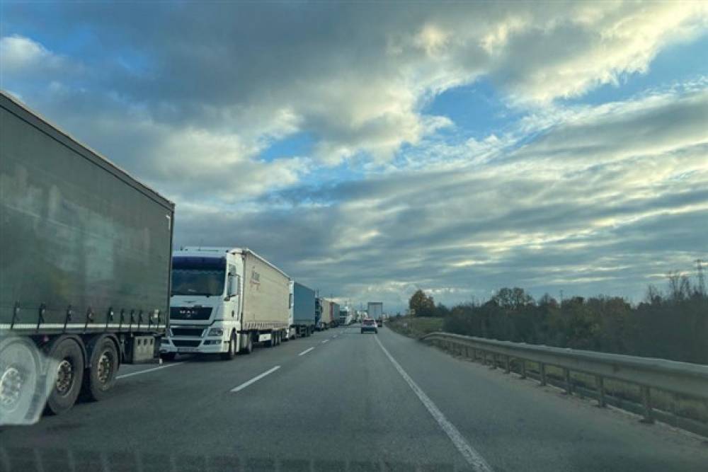 Hamzabeyli'de 25 kilometre TIR kuyruğu oluştu