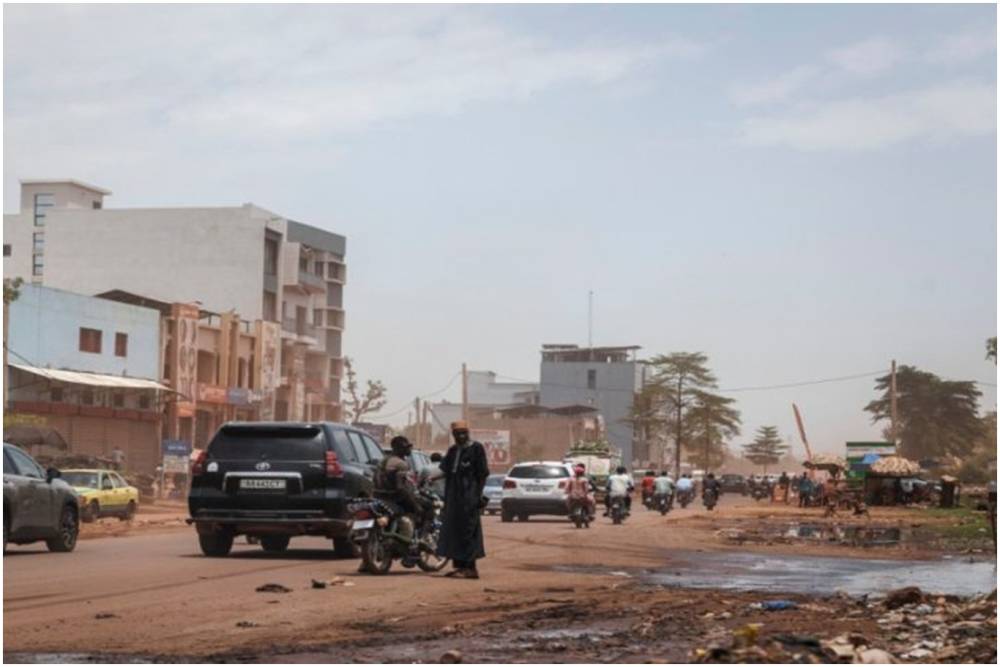 Mali&rsquo;de askeri konvoya saldırı: En az 50 &ouml;l&uuml;