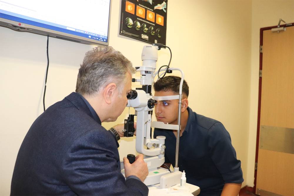 Kış aylarında g&ouml;z sağlığı i&ccedil;in uyarı: G&ouml;z kuruluğu ve enfeksiyonlara dikkat