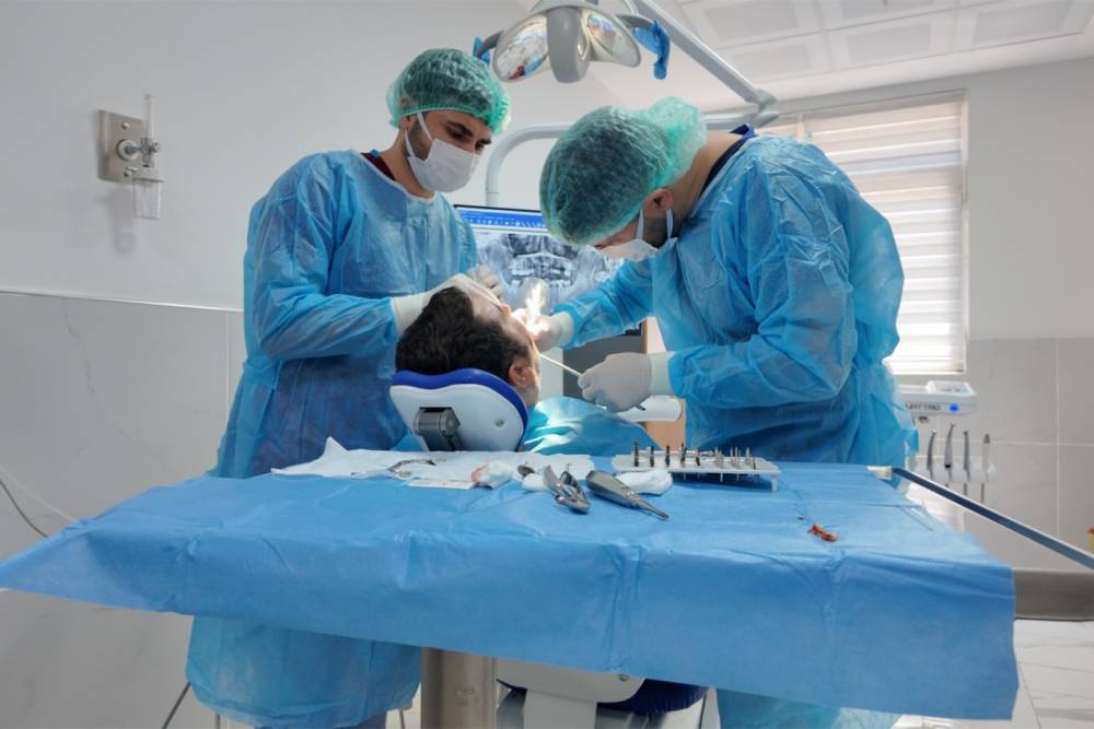 K&ouml;t&uuml; bir ağız ve diş sağlığı, &ccedil;eşitli hastalıklara neden olabiliyor