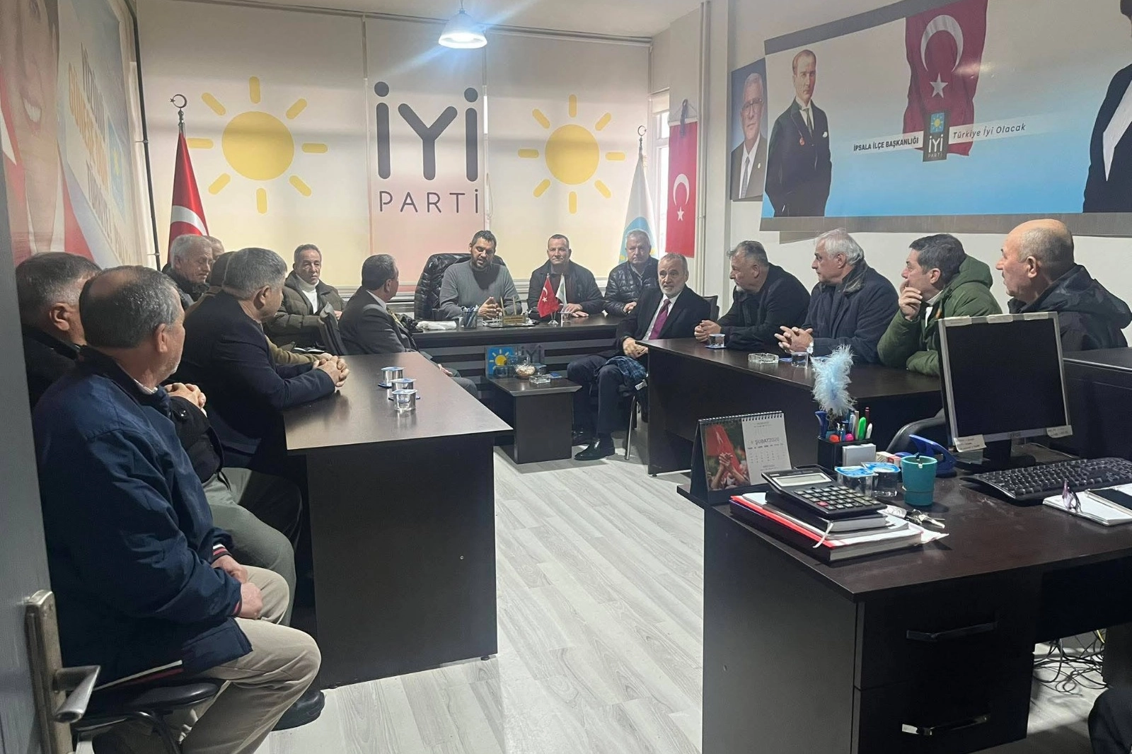 İYİ Parti heyeti İpsala&rsquo;da esnafın nabzını tuttu