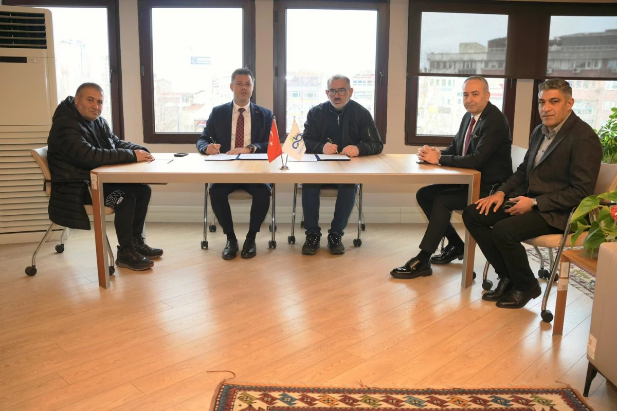 &Ccedil;orlu Belediyesi'nden &Ccedil;BFK'ya destek 