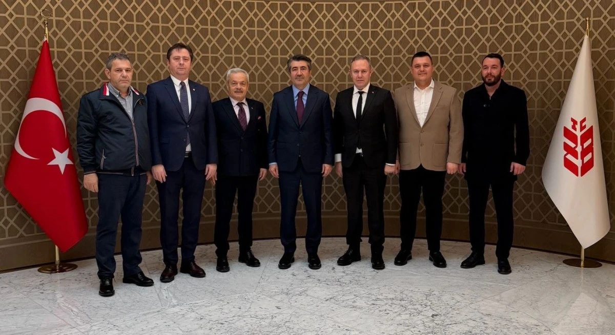 Ilık, Ziraat Bankası Genel M&uuml;d&uuml;r&uuml; &Ccedil;akar'ı ziyaret etti 