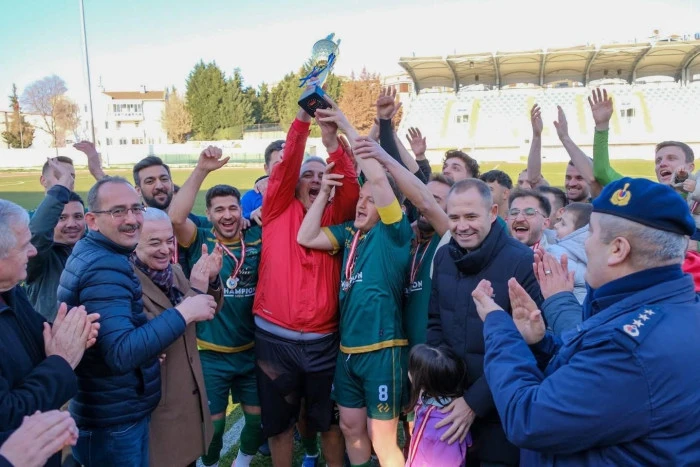 Kof&ccedil;azspor S&uuml;per Amat&ouml;r&rsquo;e y&uuml;kseldi