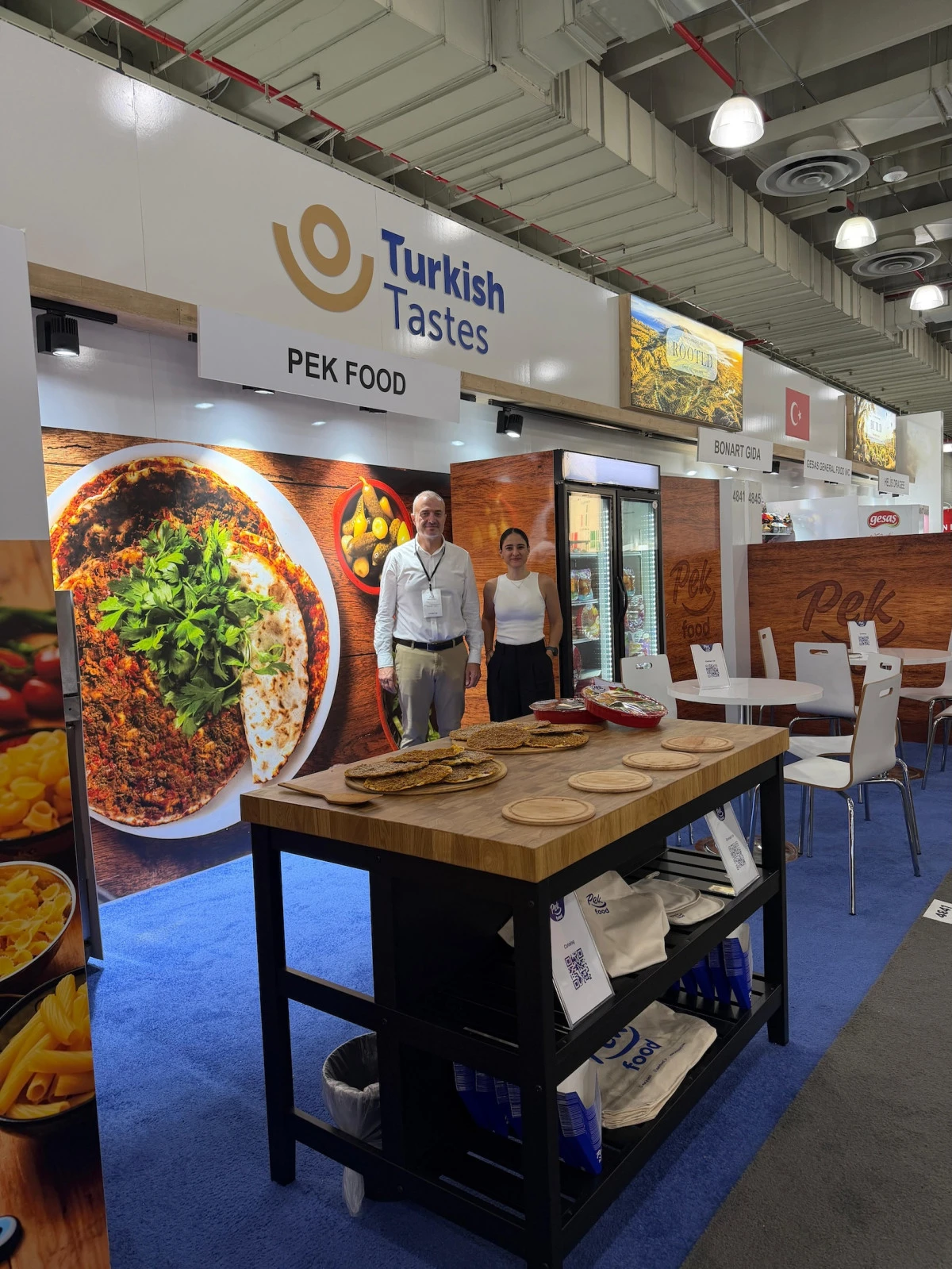 Pek Food, Vegan Lahmacununu D&uuml;nya ile Buluşturdu